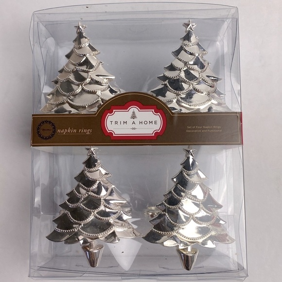 4 Vintage House 100% Cotton Napkins 4 Trim A Home Silver Tree Napkin Rings. Lot - Picture 2 of 9